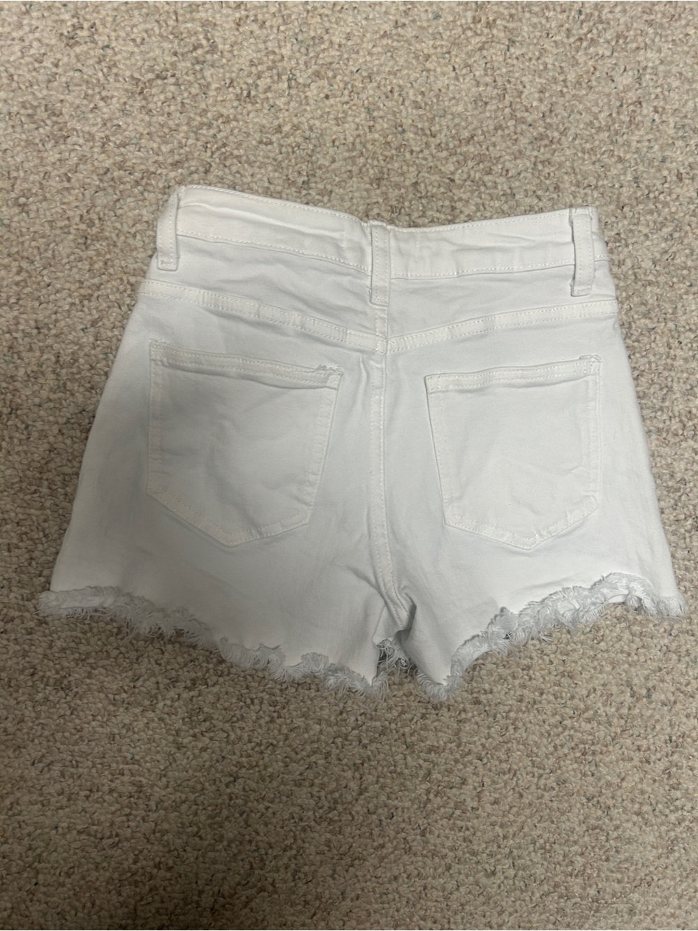 Women's White Frayed Hem Denim Shorts - Picture 2 of 2